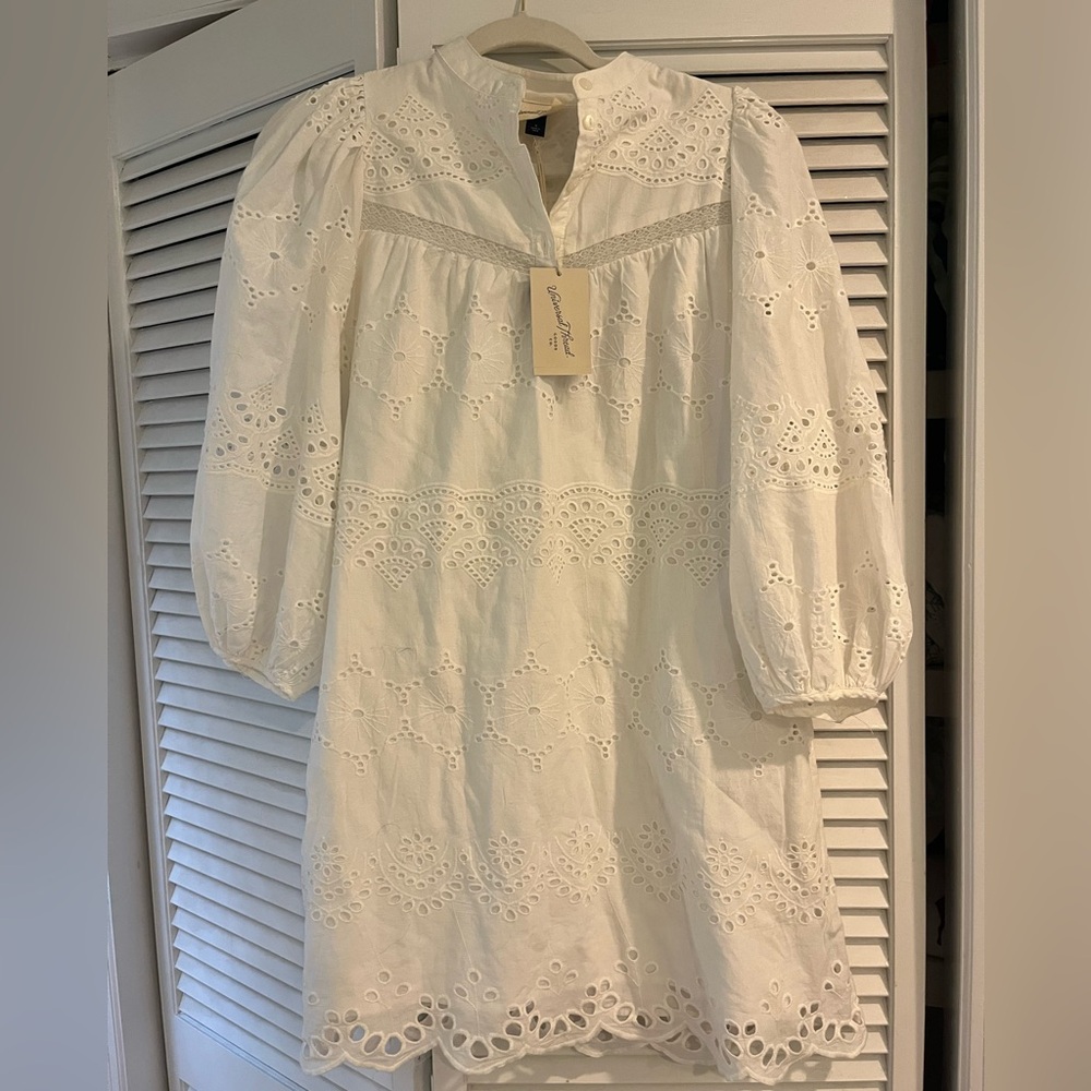 NWT Universal Thread Target White Eyelet Dress